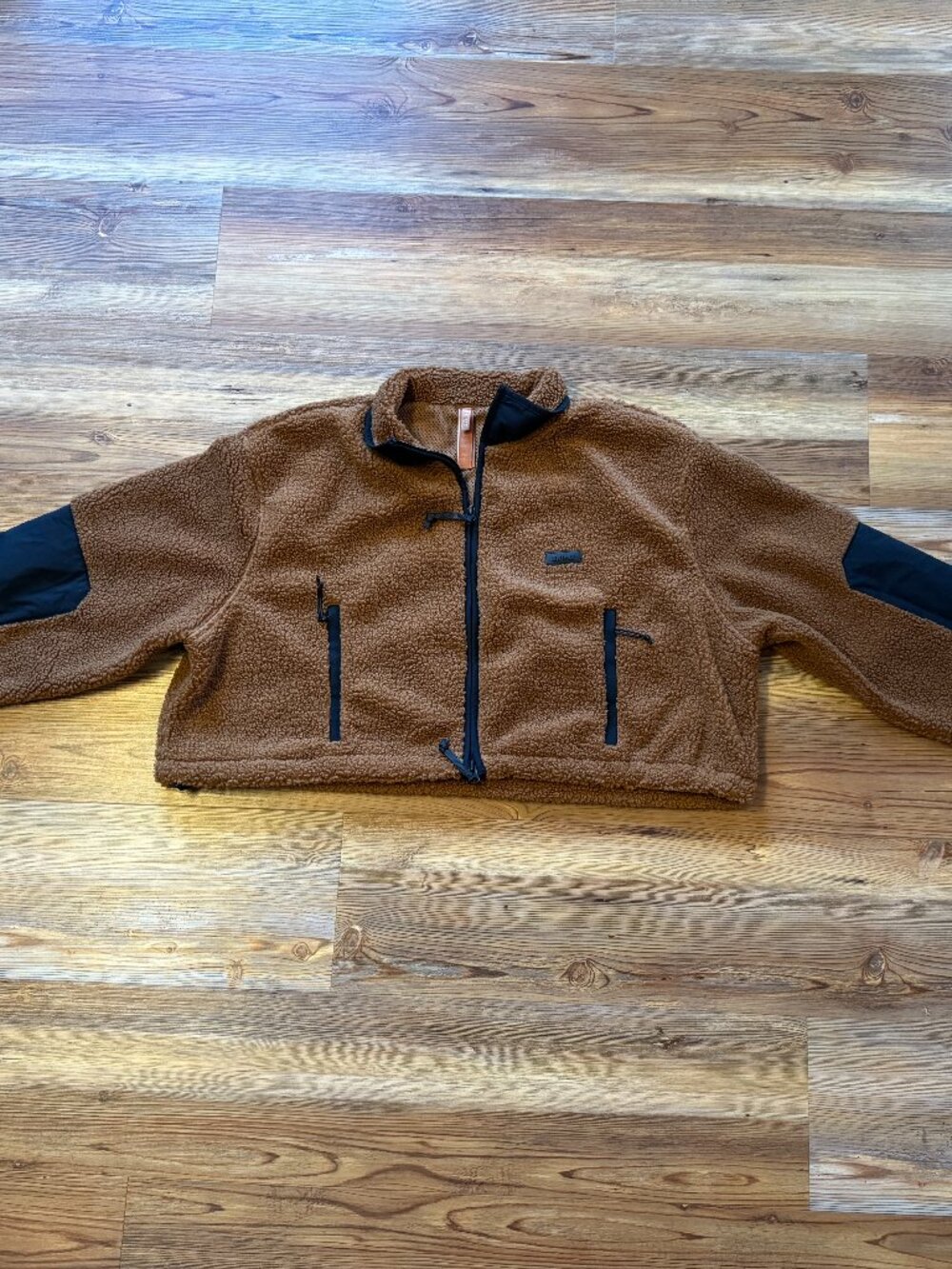 SKIMS - Teddy Funnel Neck Cropped zip-up Jacket WOMEN'S - Large